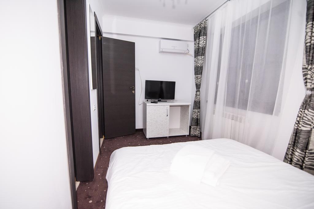 Vila Naty Hotel Năvodari Eksteriør billede