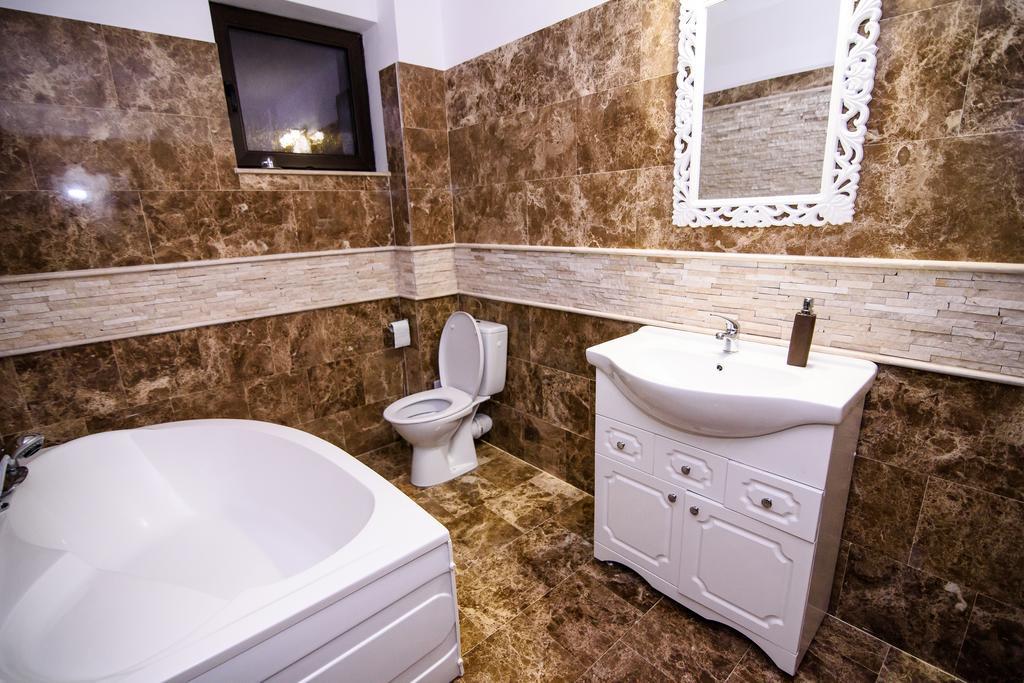 Vila Naty Hotel Năvodari Eksteriør billede